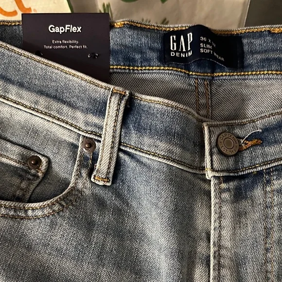 NWT Gap Men's Slim Soft Wear 36x32 Light Denim Mens Jeans - Picture 6 of 9